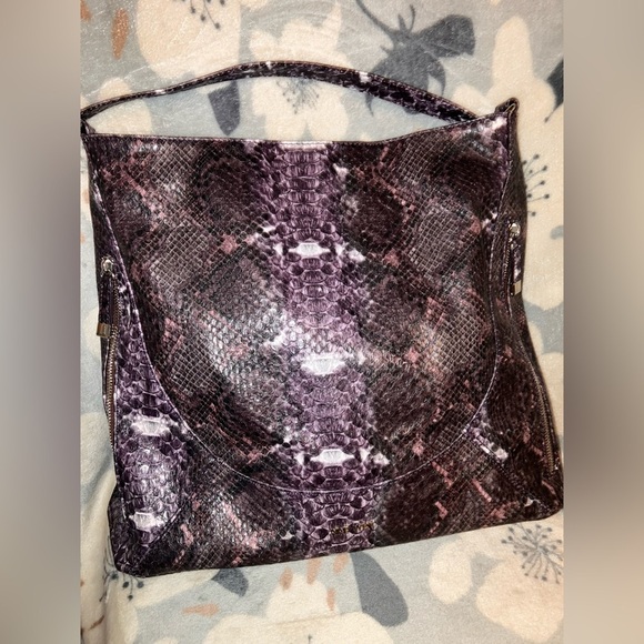 Nine West Purple Snakeskin Shoulder Bag Great Condition - Picture 1 of 8